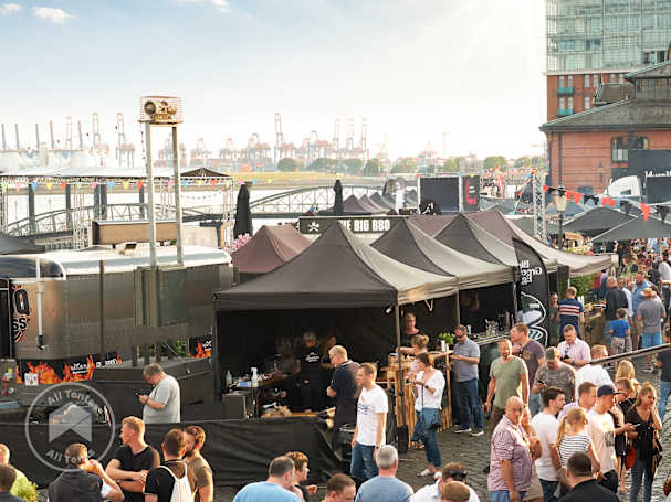 pop-up-gazebos-outdoor-event