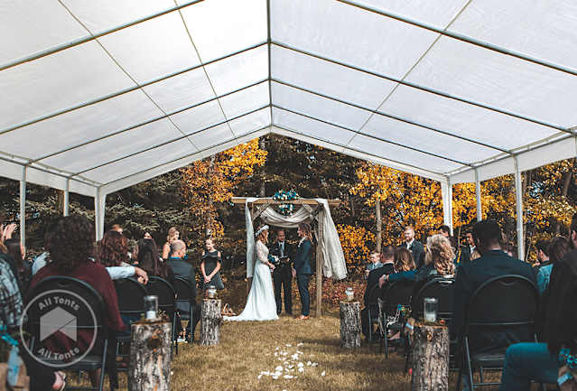 nature-wedding-marquee-tablet